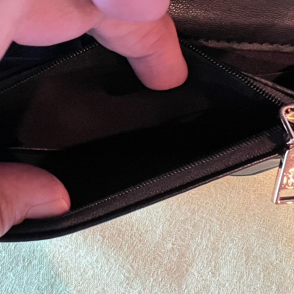 Badgley Mischka black Leather crossbody bag - Picture 10 of 13